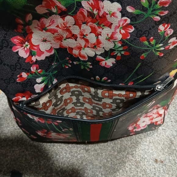 Gucci Floral Backpack with Red and Green Stripes - Picture 3 of 5